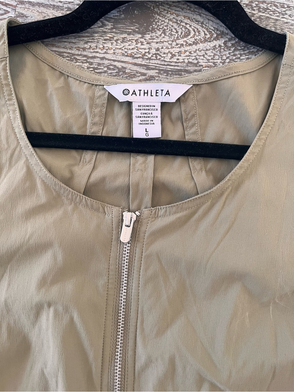 ATHLETA khaki jumpsuit, size L. - Picture 7 of 10